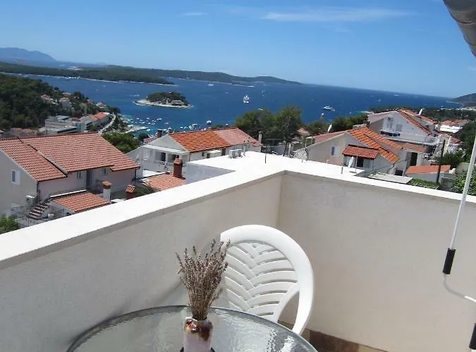 Bella Vista Hvar וילה חוואר