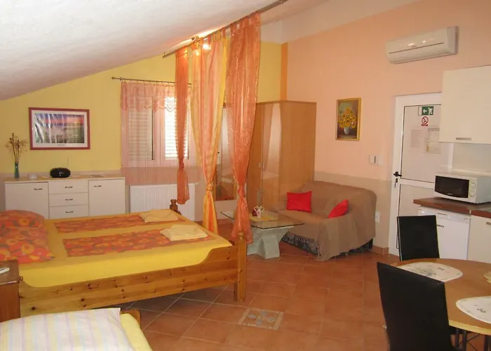 Bella Vista Hvar * חוואר