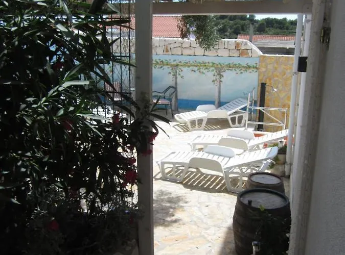 Bella Vista Hvar חוואר